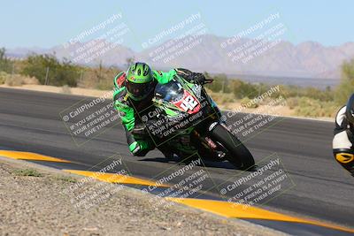 media/Oct-30-2022-CVMA (Sun) [[fb421c3cec]]/Race 12 Supersport Open/